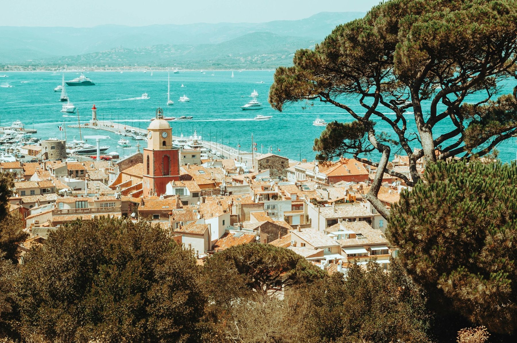 Restaurants in Saint-Tropez — traditional boat in the harbour