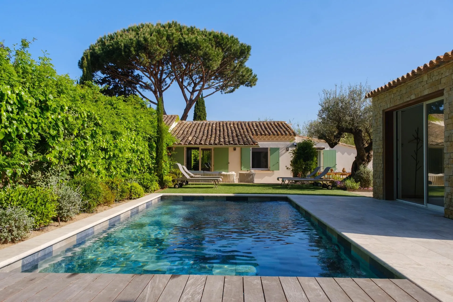 Collection ALNA, luxury rentals in Megève and Saint-Tropez — photo 2