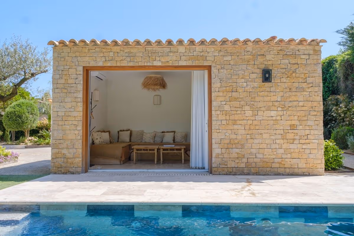Villa ALNA, villa rental with pool in Saint-Tropez — photo 8